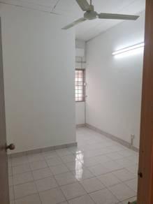 Rumah Bandar di Taman Ikhlas, Bandar Sungai Long, foto 5