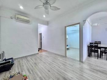 Jalan Rumbia, Taman Daya, Johor Bahru的房屋，照片4
