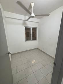 Apartment at Residensi Suria Pantai, Lembah Pantai, photo 6