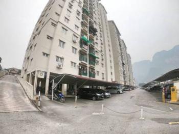 Exterior – Room at Saujana Apartment, Gombak, photo 10