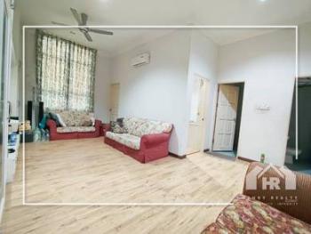 Bungalow at Likas, Kota Kinabalu, photo 10