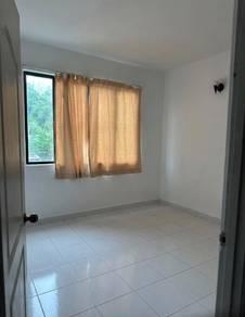 Townhouse at Krystal Court, Sungai Nibong, photo 2