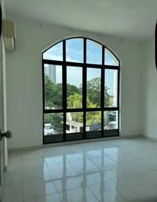 Townhouse at Krystal Court, Sungai Nibong, photo 3