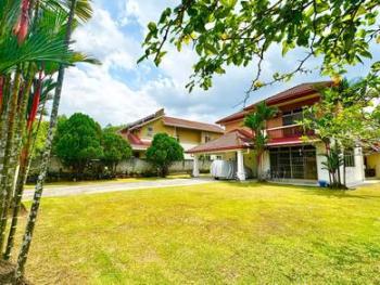 Bungalow at Pulau Angsa U10, Shah Alam, photo 3