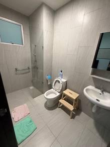 Bathroom – Apartment at Block 6, Liberty Grove, Kuching, photo 7