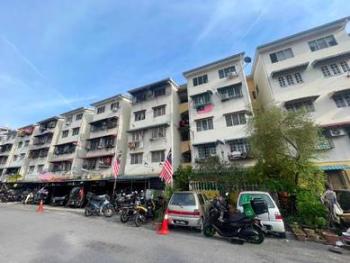 Flat at Kampung Lindungan Bandar Sunway, Petaling Jaya, photo 1