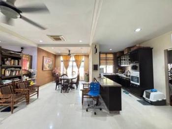 Banglo di Perdana Heights Jalan Pulau Angsa, Shah Alam, foto 5