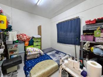Flat at Tun Ungku Tun Aminah Block 11, Skudai, photo 2