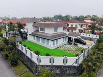 Banglo di Seksyen 6, Shah Alam, foto 1