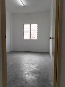 Apartment at Puchong Utama Court 2 Level 4, Puchong, photo 2