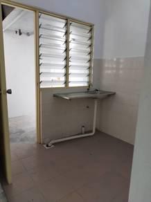 Apartment at Puchong Utama Court 2 Level 4, Puchong, photo 4