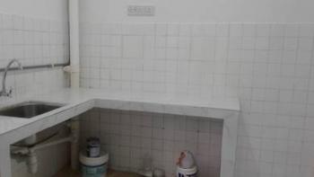 Apartmen di Jalan Kosas, Taman Kosas, Ampang, foto 5