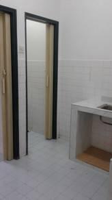 Apartmen di Jalan Kosas, Taman Kosas, Ampang, foto 8