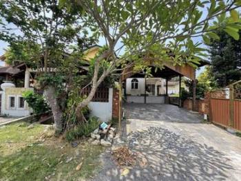 Bungalow at SEKSYEN 3, Bangi, photo 5