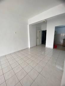 Living & dining – Condominium at Bayu Tasik 1, Cheras, photo 6