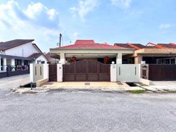 Rumah di Jalan Makyong, Bandar Bukit Raja, foto 1
