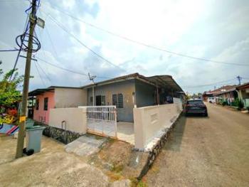 House at Taman Pinggiran Senawang, Senawang, photo 1