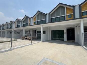Taman Bunga Raya, Raja Nong, Klang的房屋，照片1