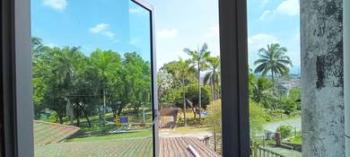 Banglo di Taman Paroi Jaya, Paroi, foto 2