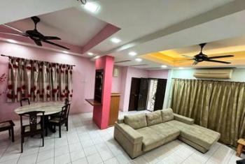 Ruang tamu & makan – Rumah di Taman Sepakat Indah, Kajang, foto 2