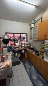 Jalan PU 8, Puchong的房屋，照片2