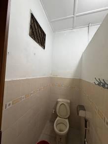 Bathroom – House at Jalan Temenggung 4, Skudai, photo 9