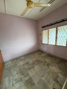 Bedroom – House at Jalan Temenggung 4, Skudai, photo 3