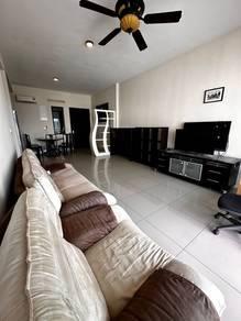 Kondominium di Iconic Skies, Relau, foto 1