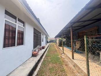 Taman Tasik Semenyih, Semenyih的平房，照片5