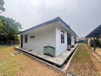 Taman Tasik Semenyih, Semenyih的平房，照片7