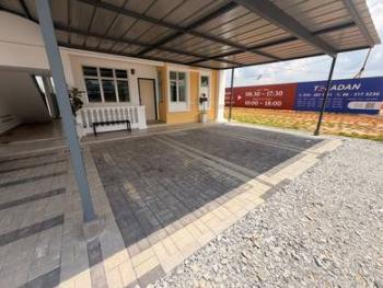 Townhouse at Ayer Keroh, Ayer Keroh, photo 1