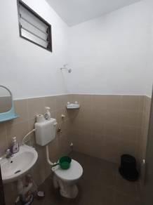 Bilik air – Rumah Bandar di Scientex Maju, Kulai, foto 7