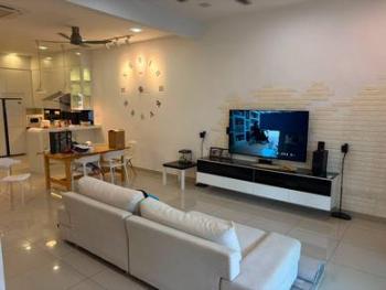 Ruang tamu & makan – Rumah di Nusa Sentral, Iskandar Puteri, foto 1