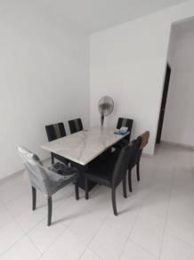 Ruang tamu & makan – Rumah Bandar di Scientex Maju, Kulai, foto 2