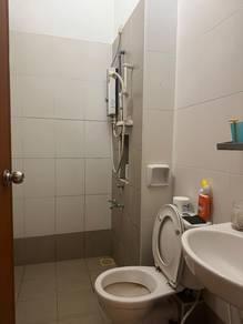 Rumah di Taman Setia Tropika, Caryota Square, Setia Tropika, foto 2