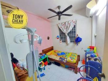 Apartment at Acres Ville, Sungai Ara, photo 4