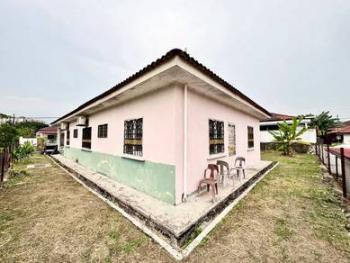 Bungalow at Taman Pinggiran Putra, Seri Kembangan, photo 10