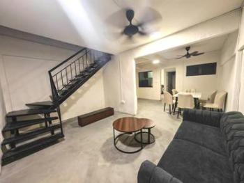 House at Mount Austin, Tebrau, photo 1