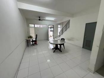 Living & dining – House at Setia 10 @ Taman Setia Indah, Setia Indah, photo 1