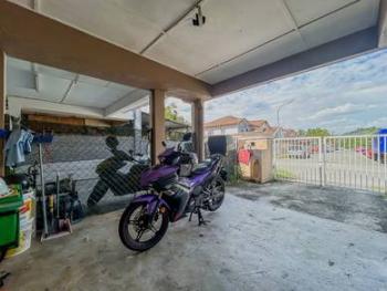 U10 Jalan Pulau Angsa, Puncak Alam的联排别墅，照片4