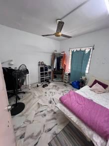 卧室 – Flat PKNS Seksyen 7, Shah Alam的组屋，照片8