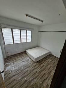 Taman Bunga Negara, Seksyen 27, Shah Alam的平层住宅，照片9