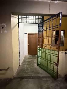 Apartment at Jalan Sri Putri, Taman Putri Kulai, Kulai, photo 8