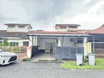 House at Taman Muzaffar Shah, Ayer Keroh, photo 2