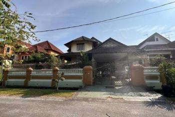 Bungalow at Taman Setia Gombak, Gombak, photo 1