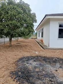 Bungalow at Jalan Seri Impian, Kluang, photo 4