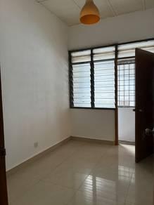 Rumah di TAMAN BUKIT DESA, Seputeh, foto 4