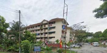 GUGUSAN ROSA, Kota Damansara的平层住宅，照片2