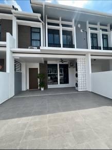 House at TAMAN SERI AUSTIN, Johor Bahru, photo 1