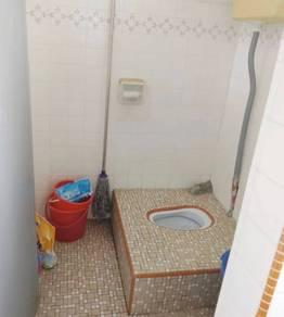 Flat at Block 57, Taman Ungku Tun Aminah, Skudai, photo 5